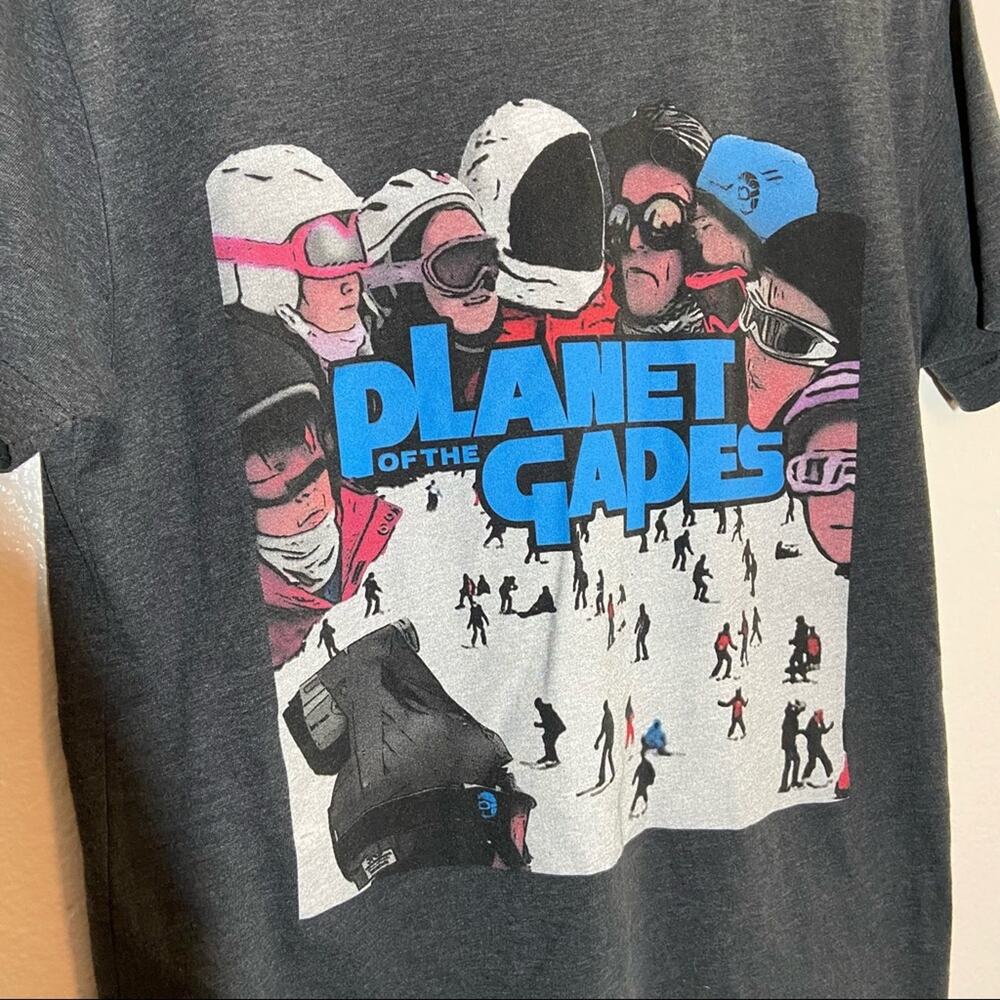Jerry Of The Day Planet Of The Gapes T-Shirt Skiing Slopes Heathered Gray Small View 2